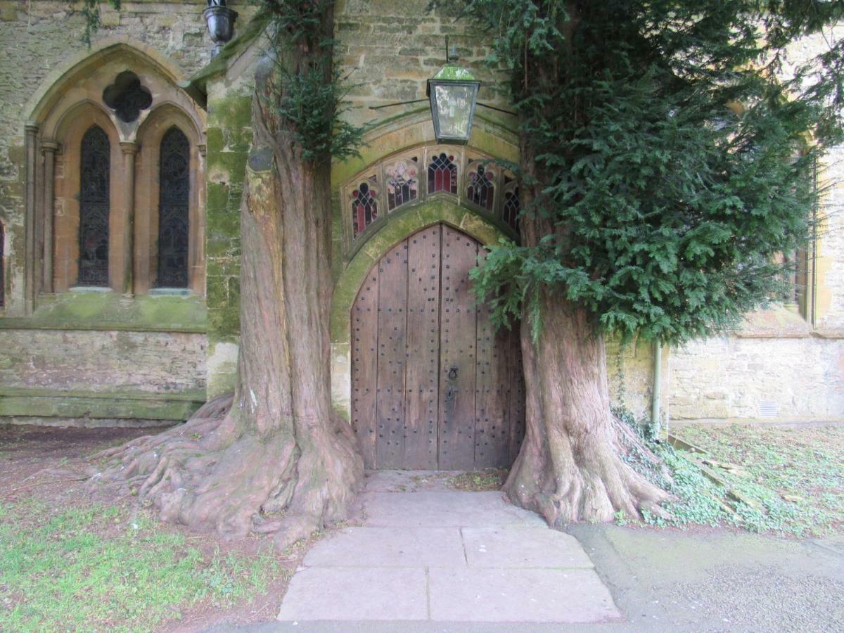 Ashmore Quirky Rooms Stow-on-the-Wold Exterior photo